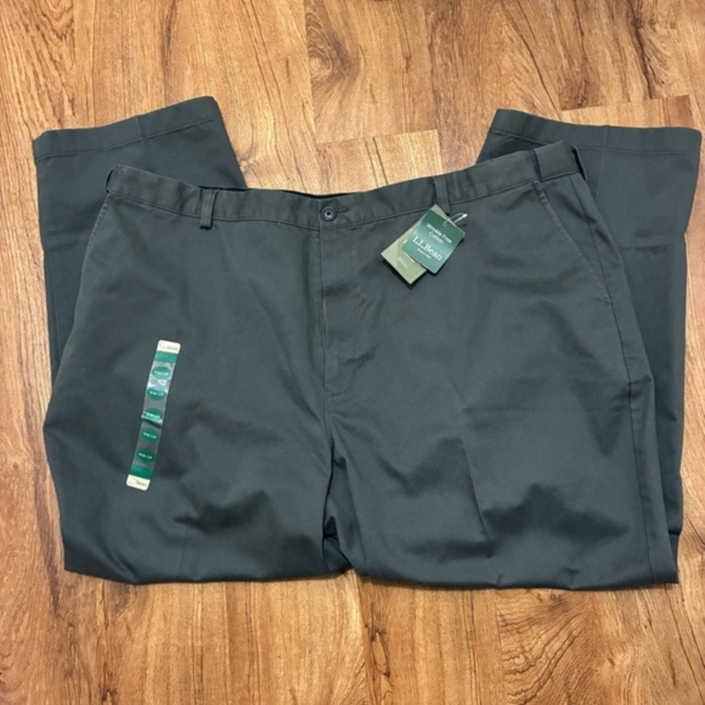 L.L.Bean Wrinkle-Free Double L® Chinos Natural Fit with a Hidden Comfort Waist.